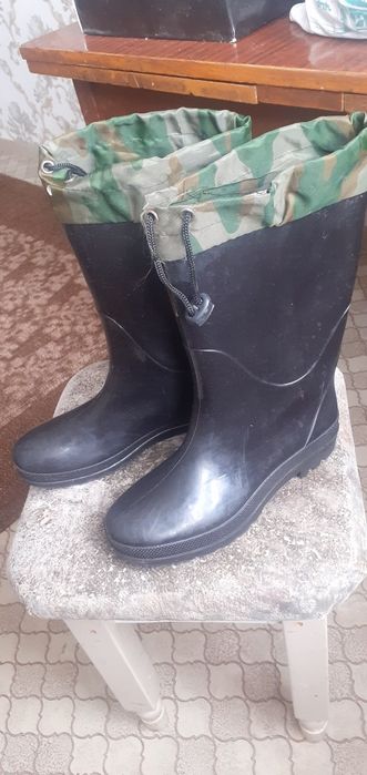 Сапоги резиновые, новые