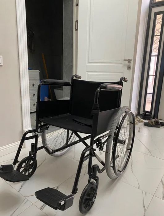 Коляска инвалидная