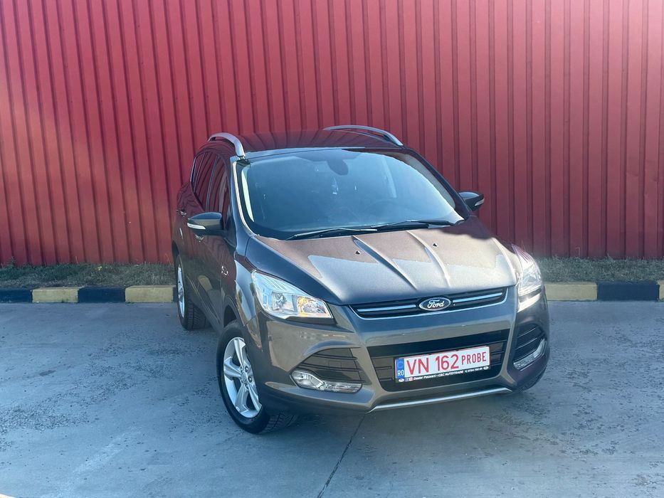 Ford Kuga 1.5 Benzina - 150 CP Euro6 , Titanium , Revizie efectuata