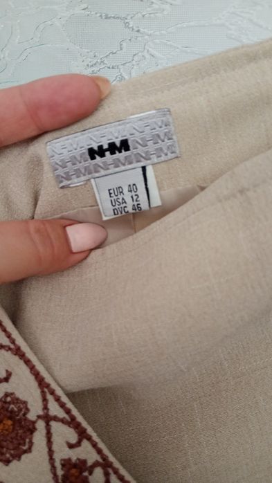 Fusta lunga eleganta