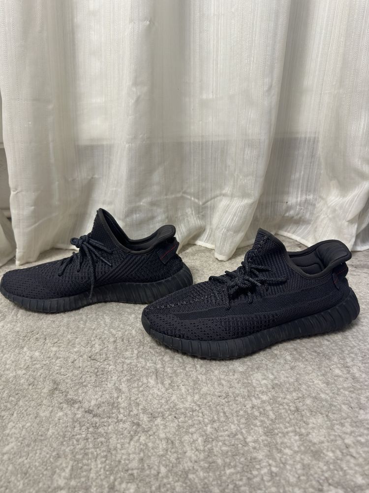 Adidas Yeezy 350 v2