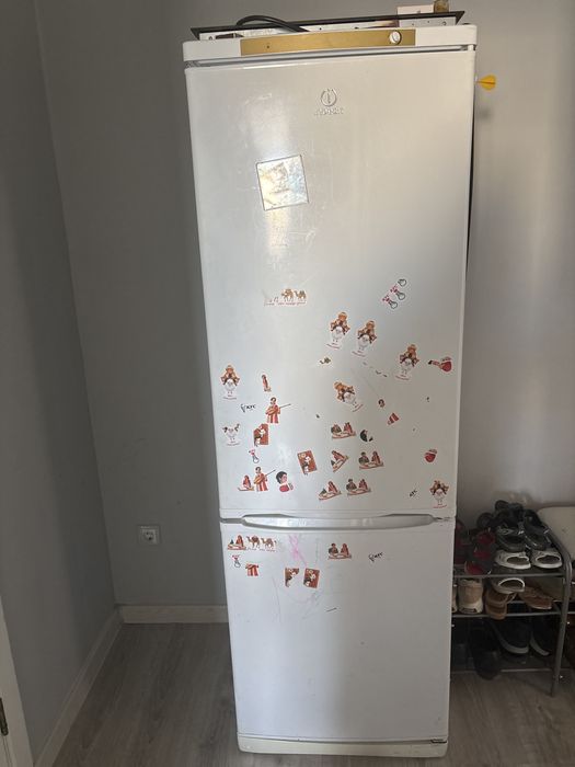 холодильник indesit