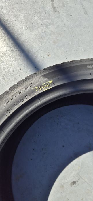 245 40 20 Hankook m+s