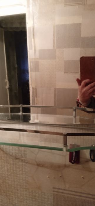 Зеркало с полочкой полукруглое