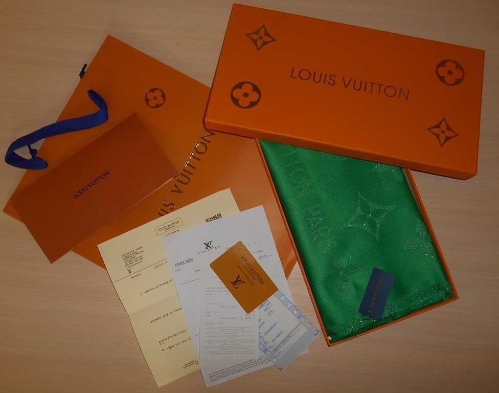 Eșarfă pentru femei Louis Vuitton  038