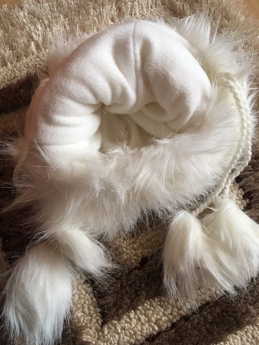 Зимна Бяла шапка