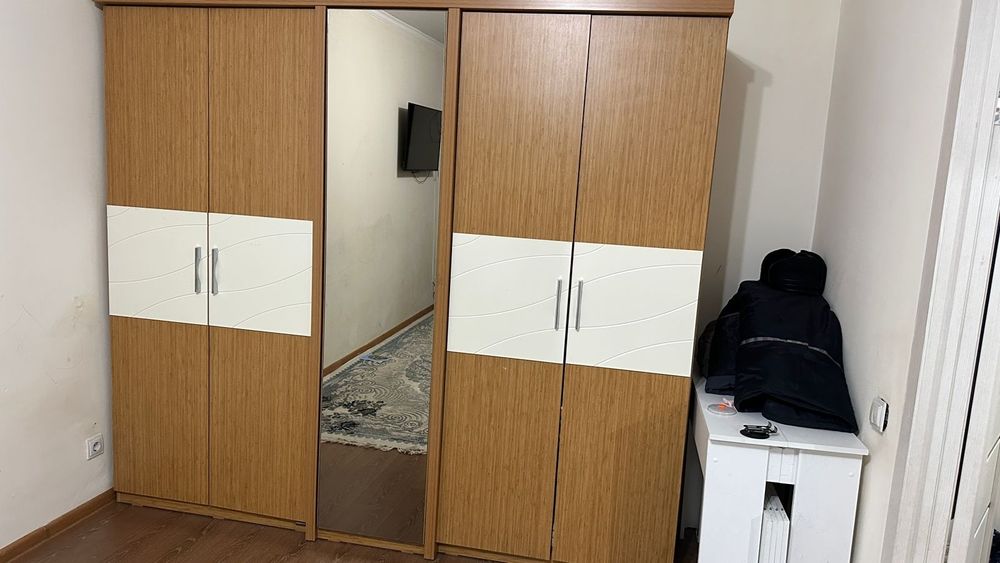 шифонер сатылады.