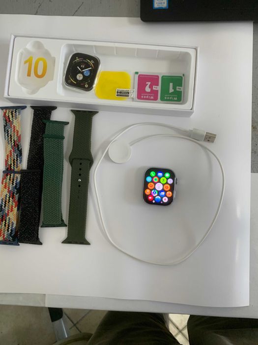 Смарт часовник HK10 PRO MAX