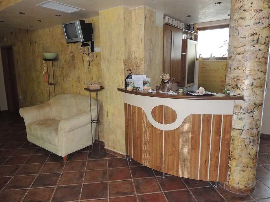 Продава се Хотел в Несебър - 1200 кв.м за 734 €/кв.м - Снимка #5