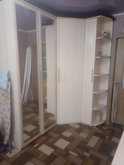 Продам спальный гарнитур б/у