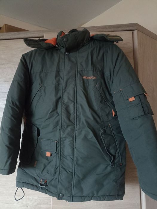 Зимняя куртка на мальчика