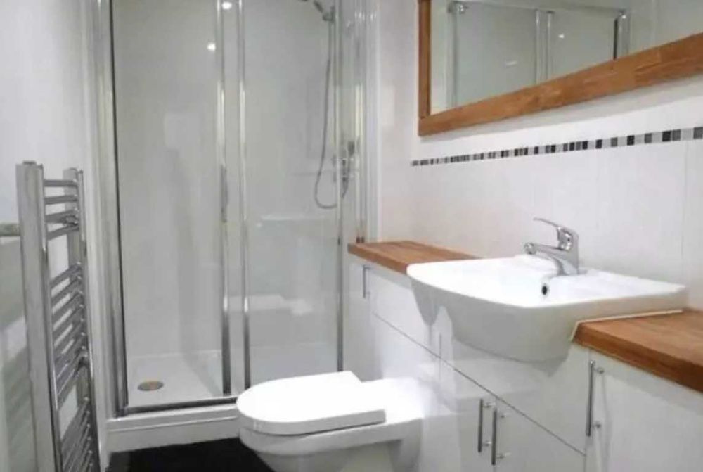 Дава се под наем Тристаен апартамент в Пловдив, Център - 71 кв.м за 178.5 € - Снимка #2