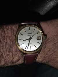 Продавам швейцарски часовник LONGINES