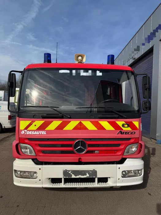 Autospeciala Pompieri 2006 An fab  bazin 2200 litri pompa stropitoare