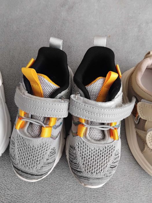 Set adidași marimea 24 cm interior 14