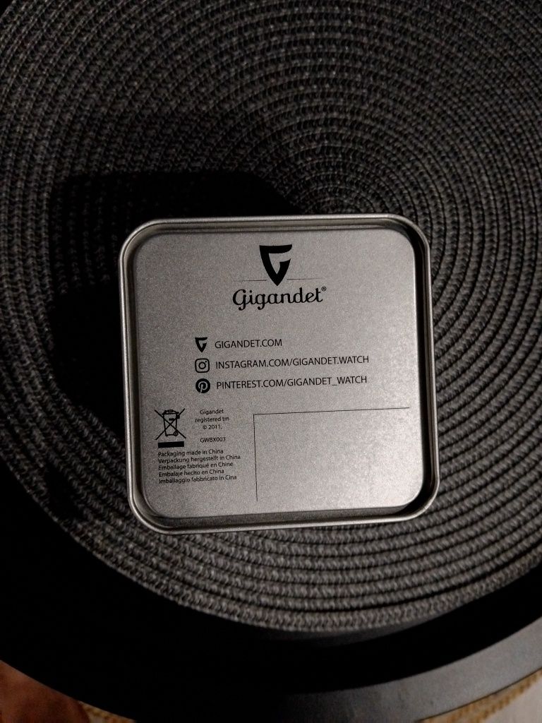 Часовник GIGANDET G7-005