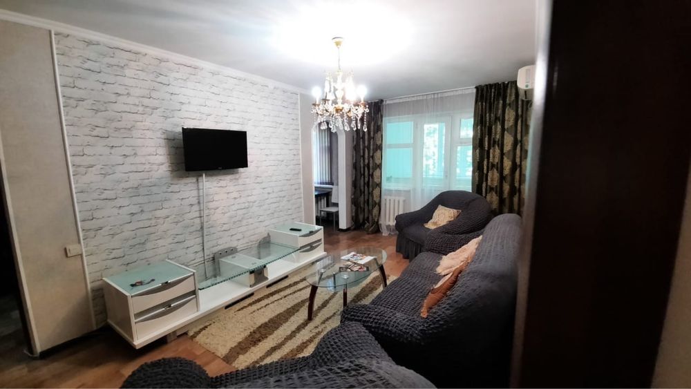 Сдам 2х команатную квартиру в центре