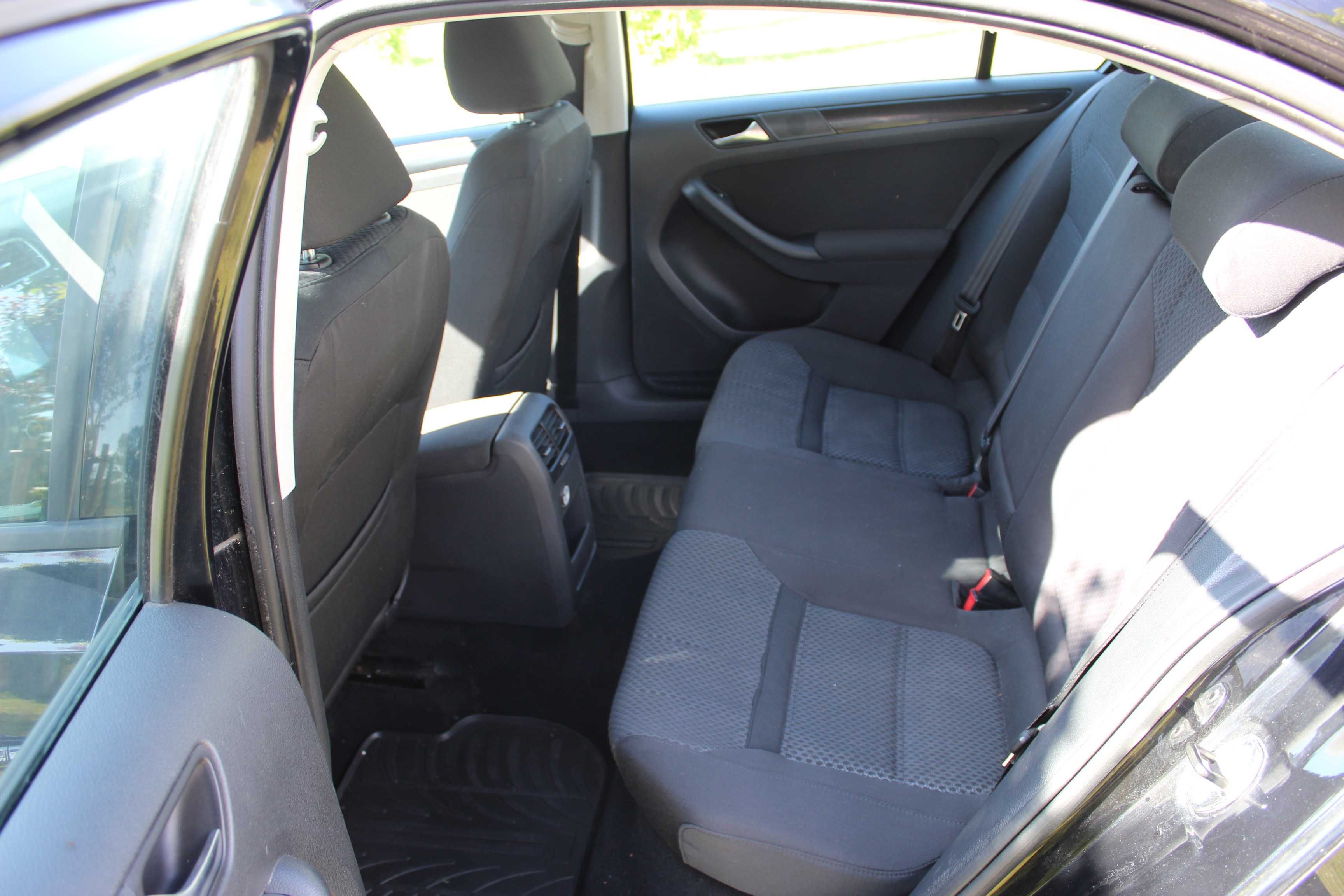 VW JETTA 1.6 KLIMA / CARPLAY / фолксваген джета / клима / нави
