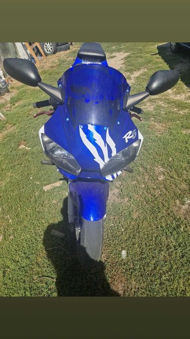 Motocicleta Yamaha r6