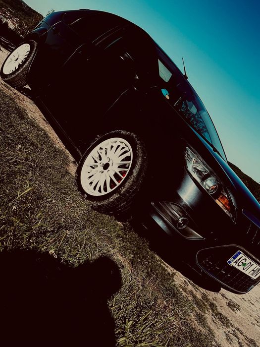 Vând Ford focus tdci