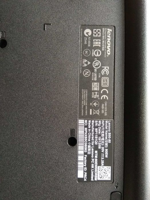 лаптоп Lenovo ширина екран 34.5 см / височина 19.5 см