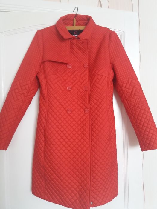 продам женскую куртку