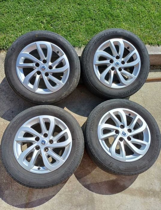 Оригинални алуминиеви джанти RENAULT 16 с гуми