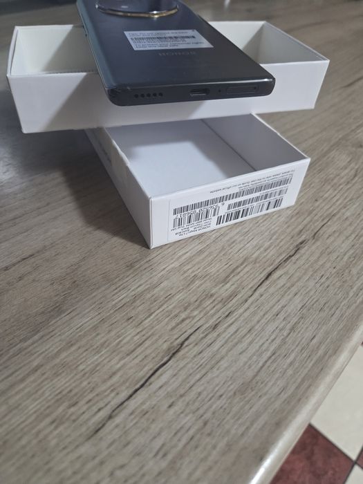 Telefon de vânzare