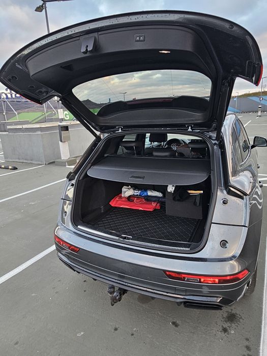 Audi Q5 2.0TDI Quattro S LINE Matrix