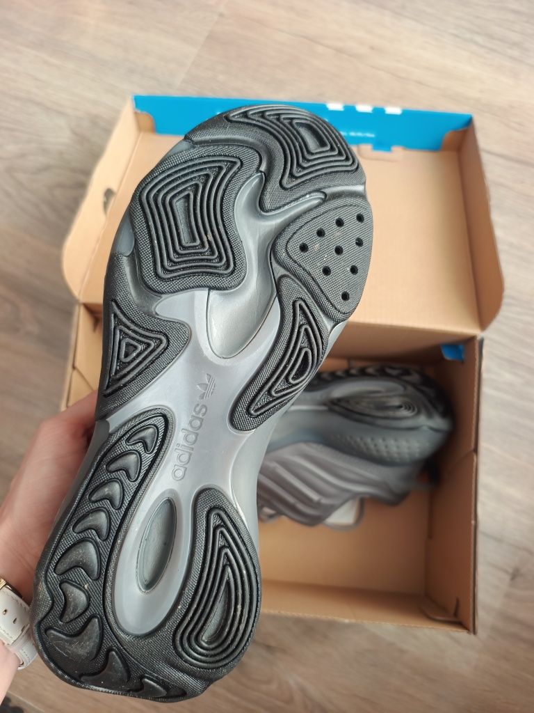 Adidas Ozrah Grey
