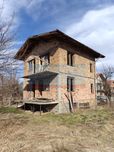 Къща в с. Гълъбник