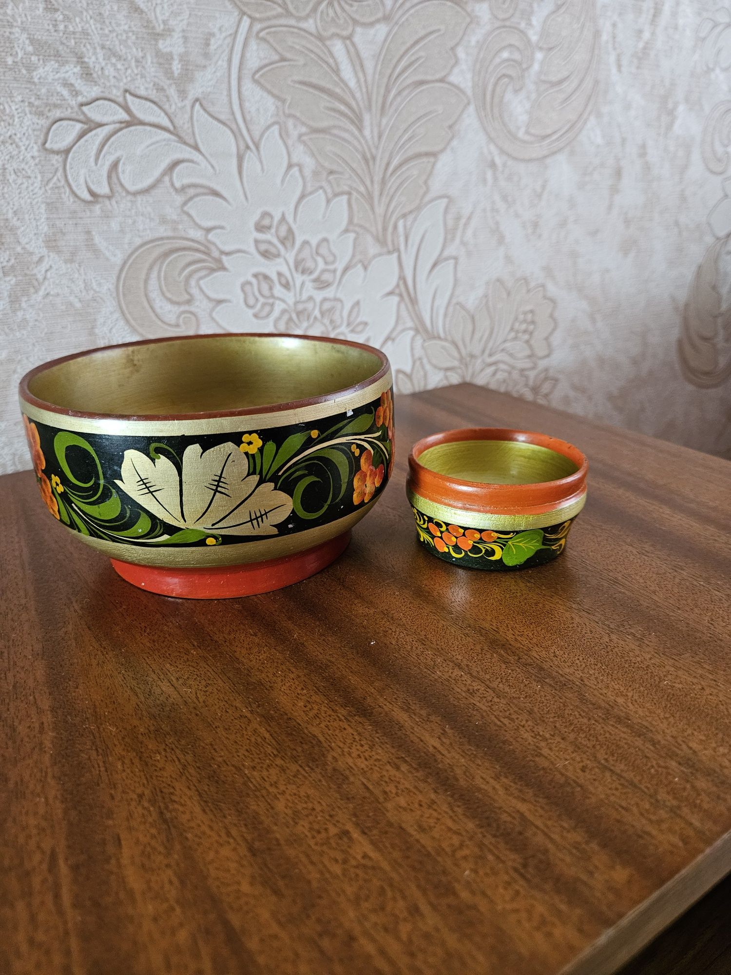 Продам конфетницу и солонка