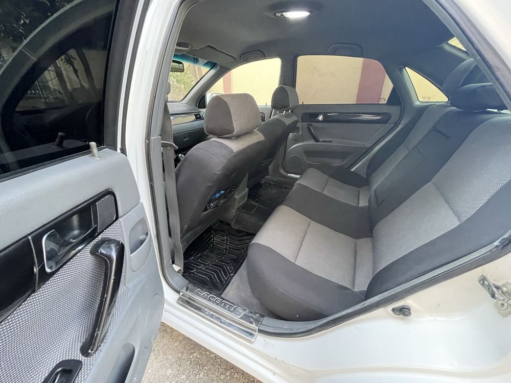 chevrolet lacetti 1.8