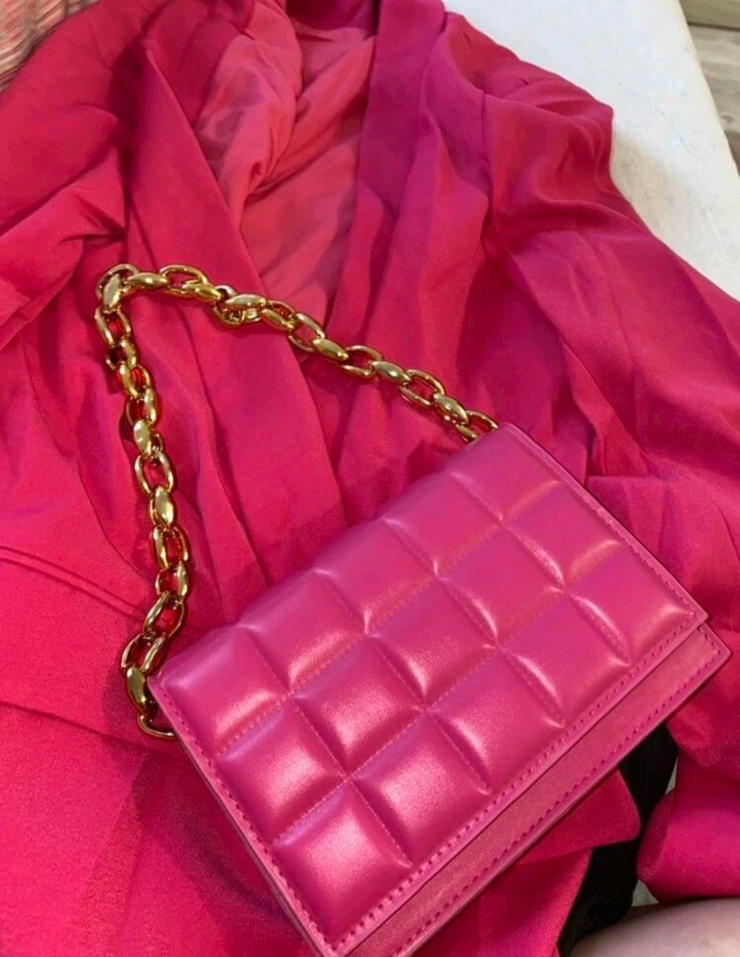 **Розова чантичка