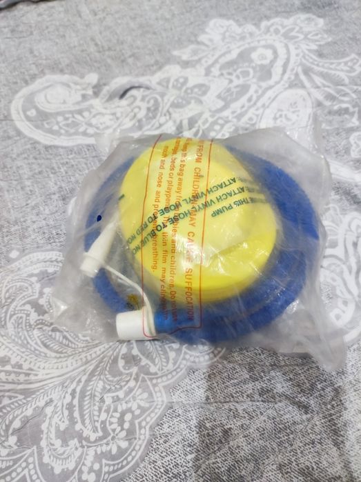 Насос ручной для фитбола, мячей, спасательных кругов.