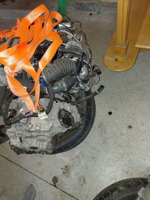 Motor + cutie complet DTRB de pe Skoda Octavia IV