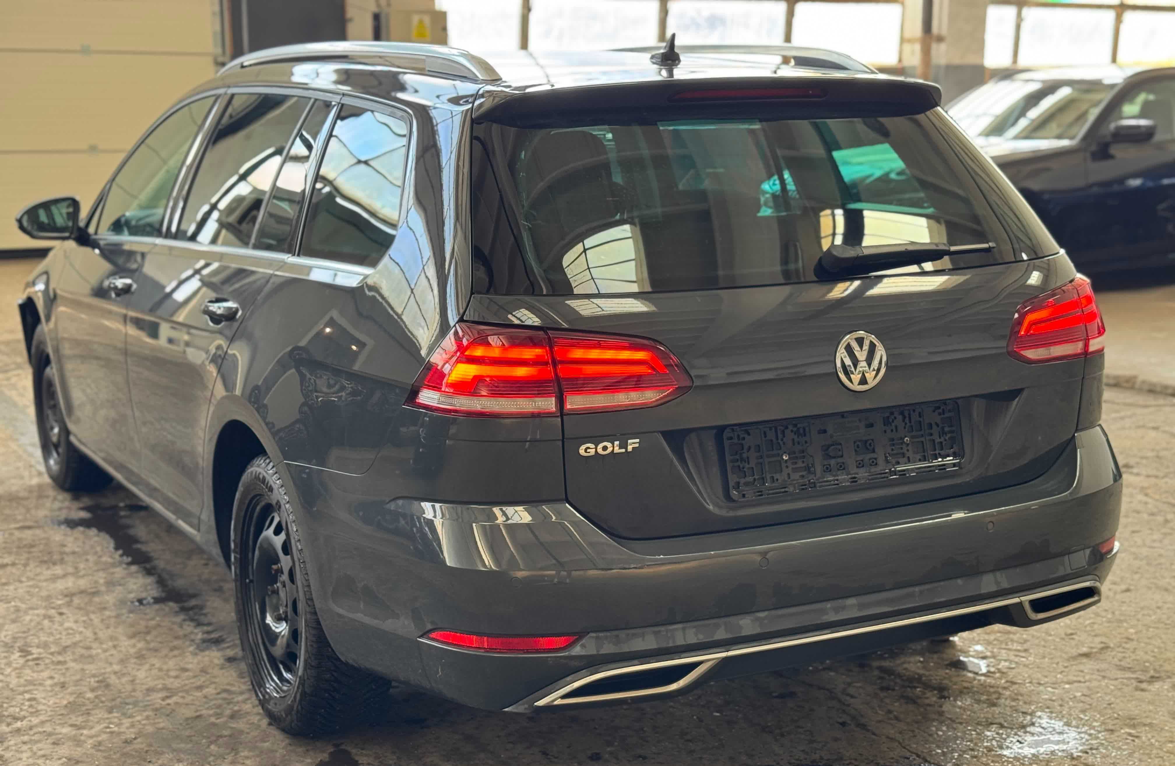 Volkswagen Golf avariat