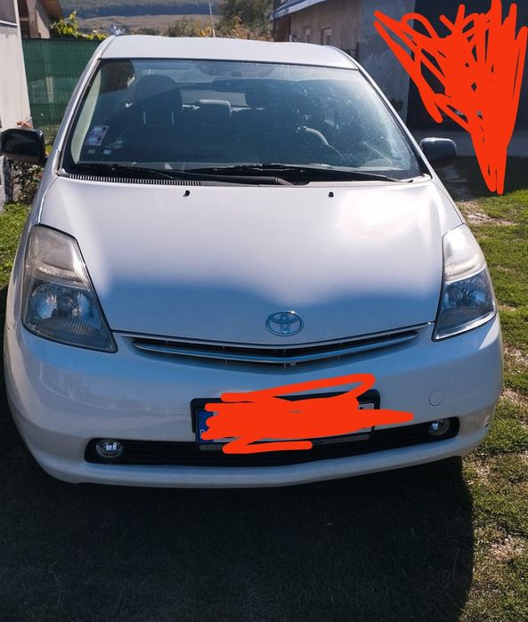 Vând Toyota Prius.