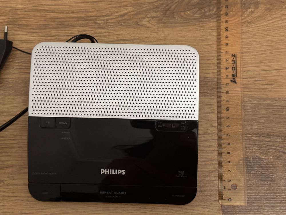 Philips AJ3226/79 FM/MW Цифровая настройка будильник Радио Черный