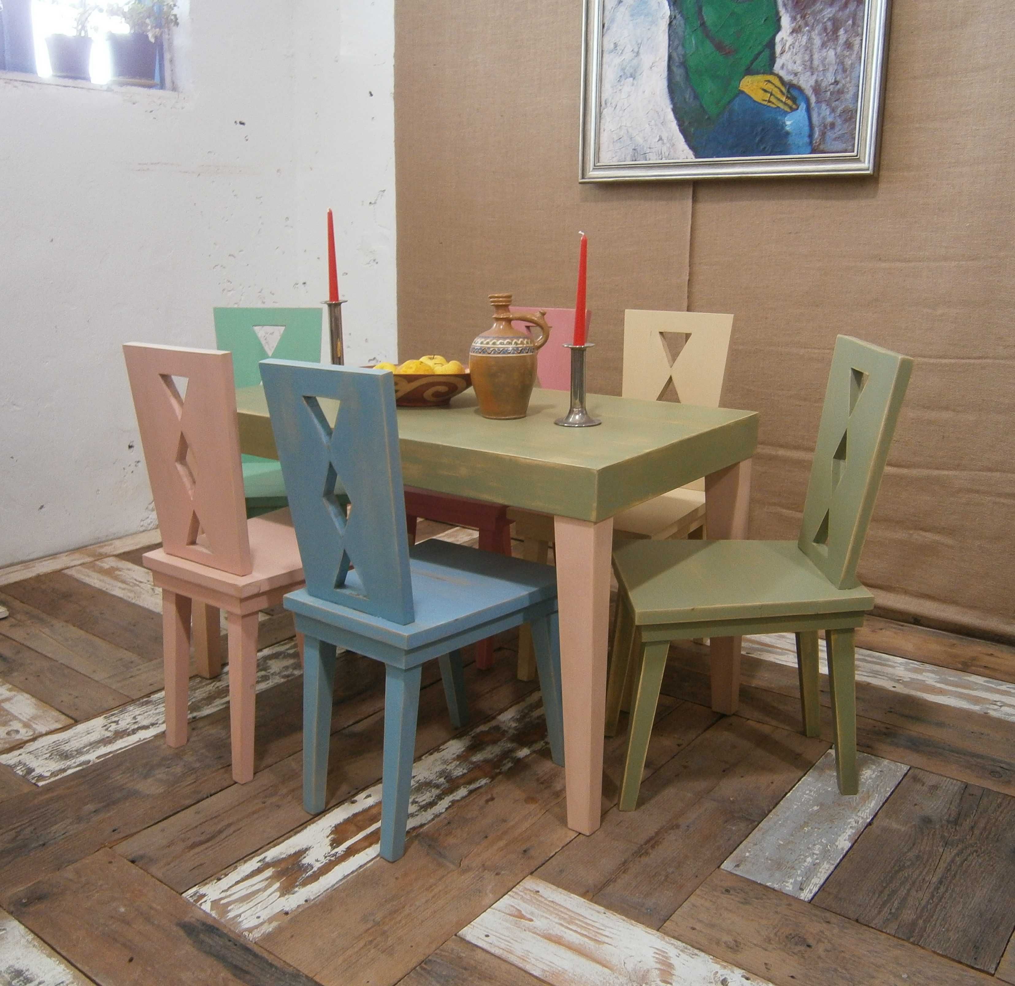 Set masa si 6 scaune vechi din lemn masiv reconditionat