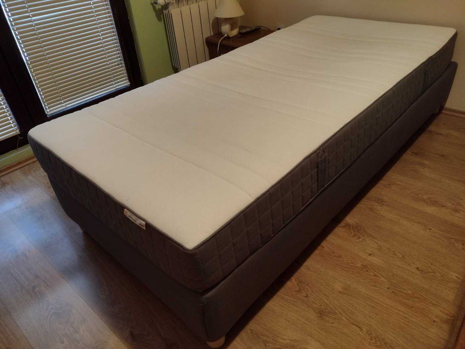 IKEA Единично легло (IKEA Single Bed)