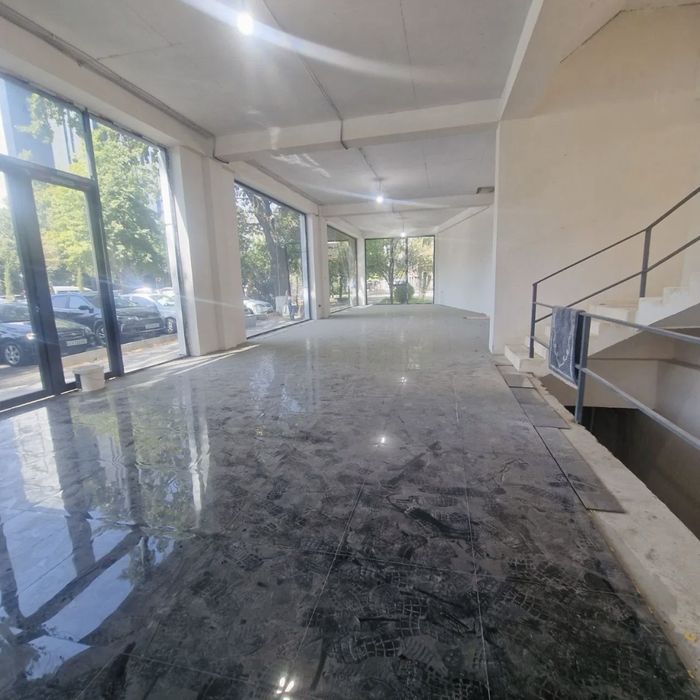 Продается коммерческая недвижимость ц-5 первая линия 900кв.м