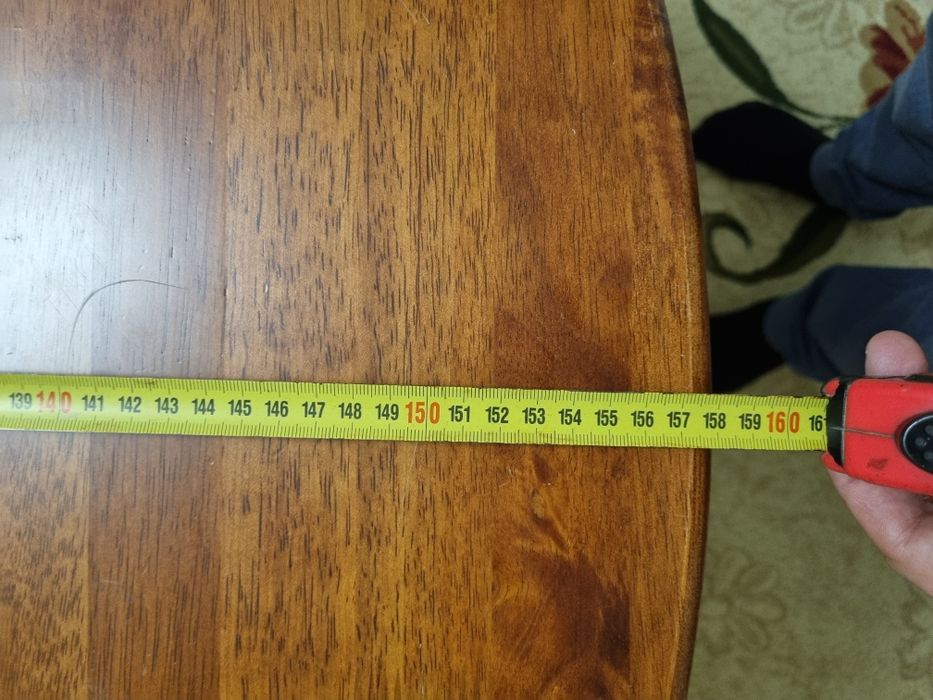 Стол из настоящего дерева