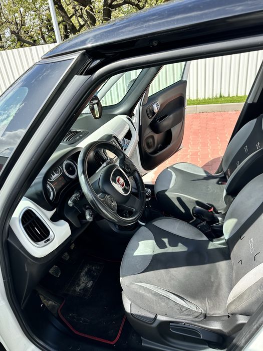 Fiat 500 1.4 Benzină | Alb | 4 Uși | Climatizare | Geamuri Electrice