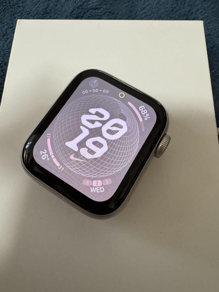 Apple watch SE (gen2) 40mm Starlight, GPS, 96% battery health