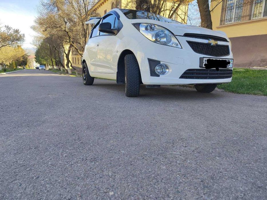 Продам Спарк 2015 г.в.Бензин
