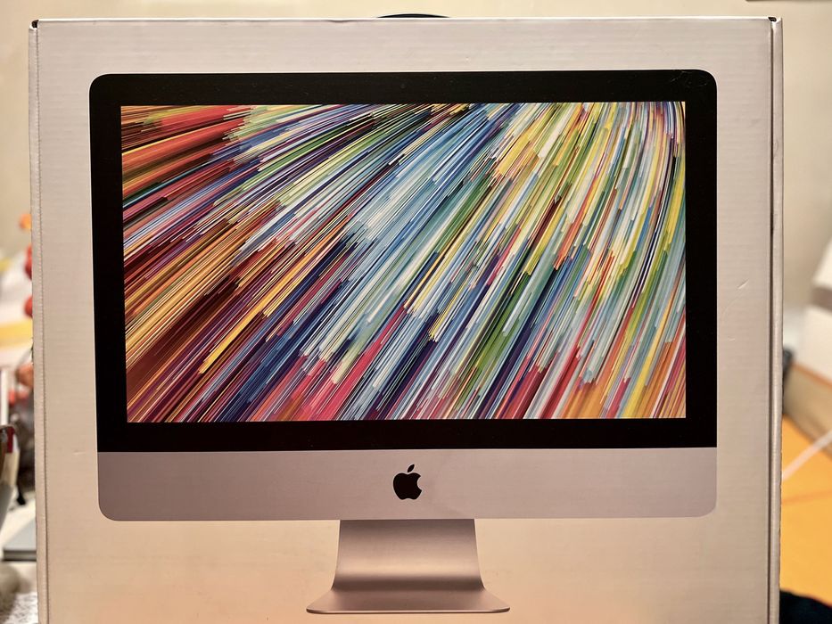 iMac (Retina 4K, 21.5-инчов, 2017)+Apple USB SuperDrive