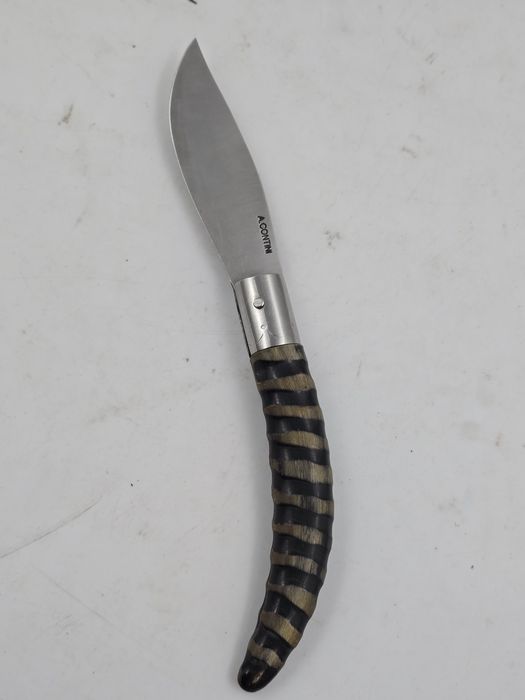 Briceag, cuțit vânătoare