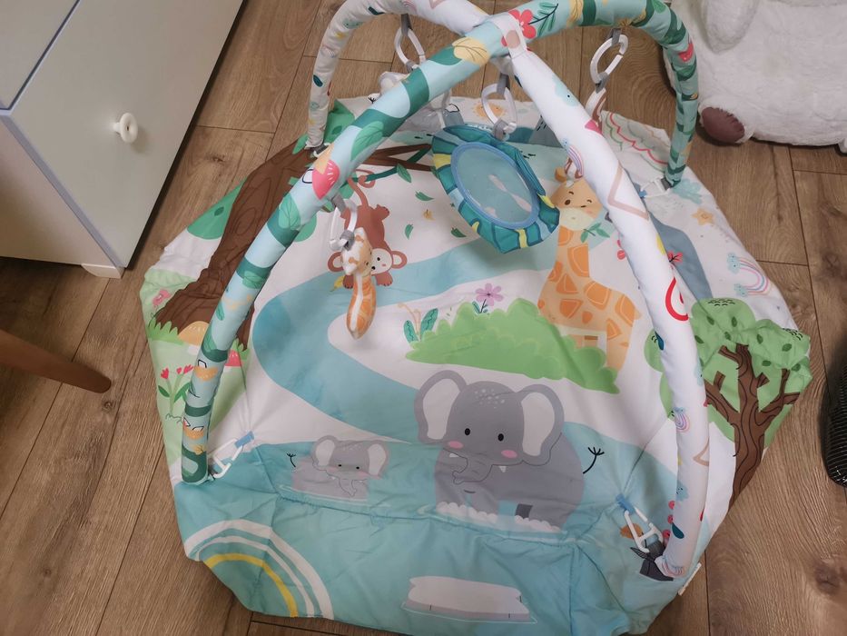 Активна гимнастика за бебе