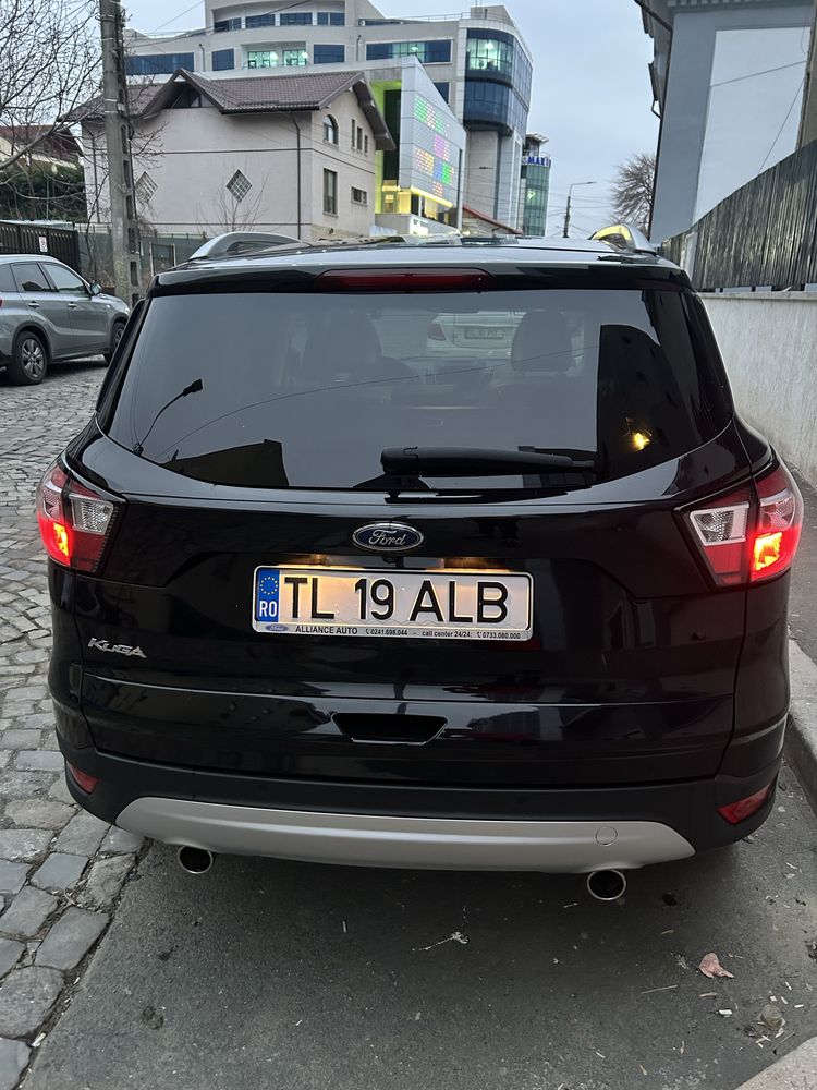 Vand Ford Kuga din anul 2018